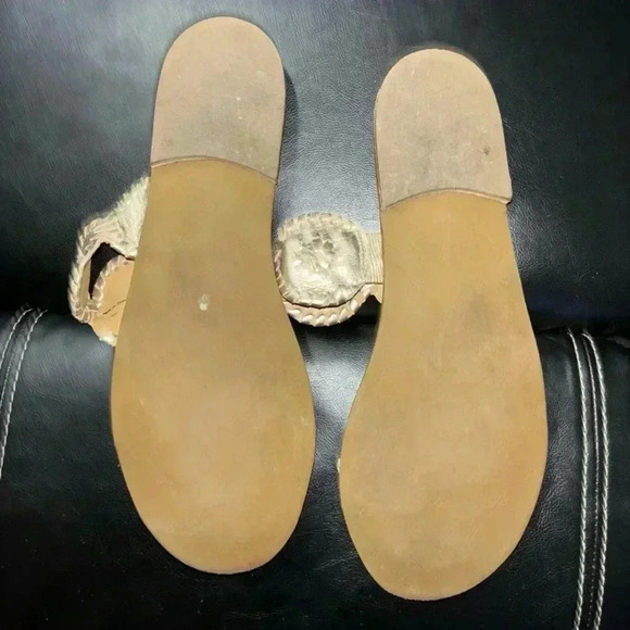 Hardly used, Great condition, gold sandals - Picture 2 of 2